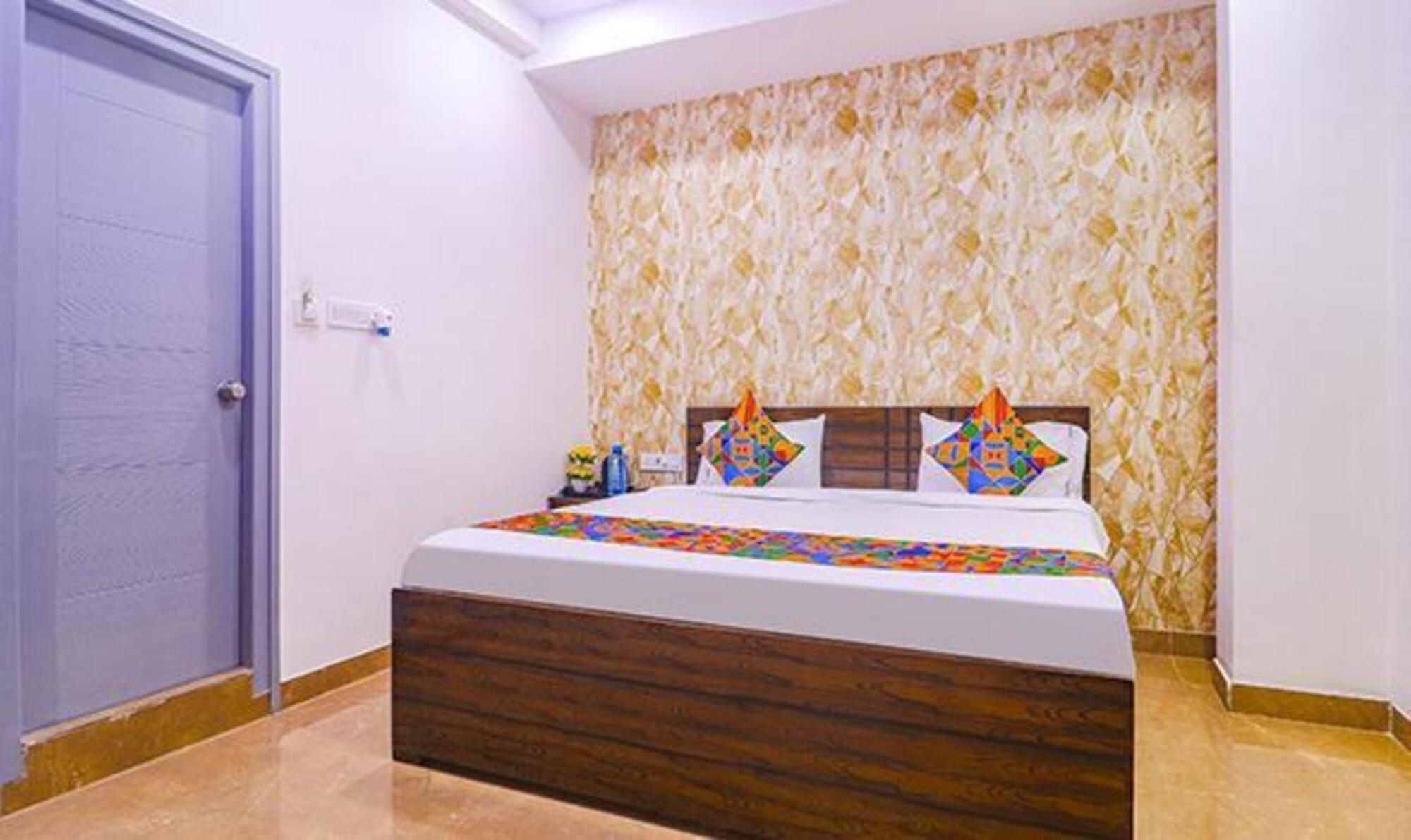 Fabexpress The Dream Elite - Nr Golconda Fort, Manikonda Hyderabad Exterior photo