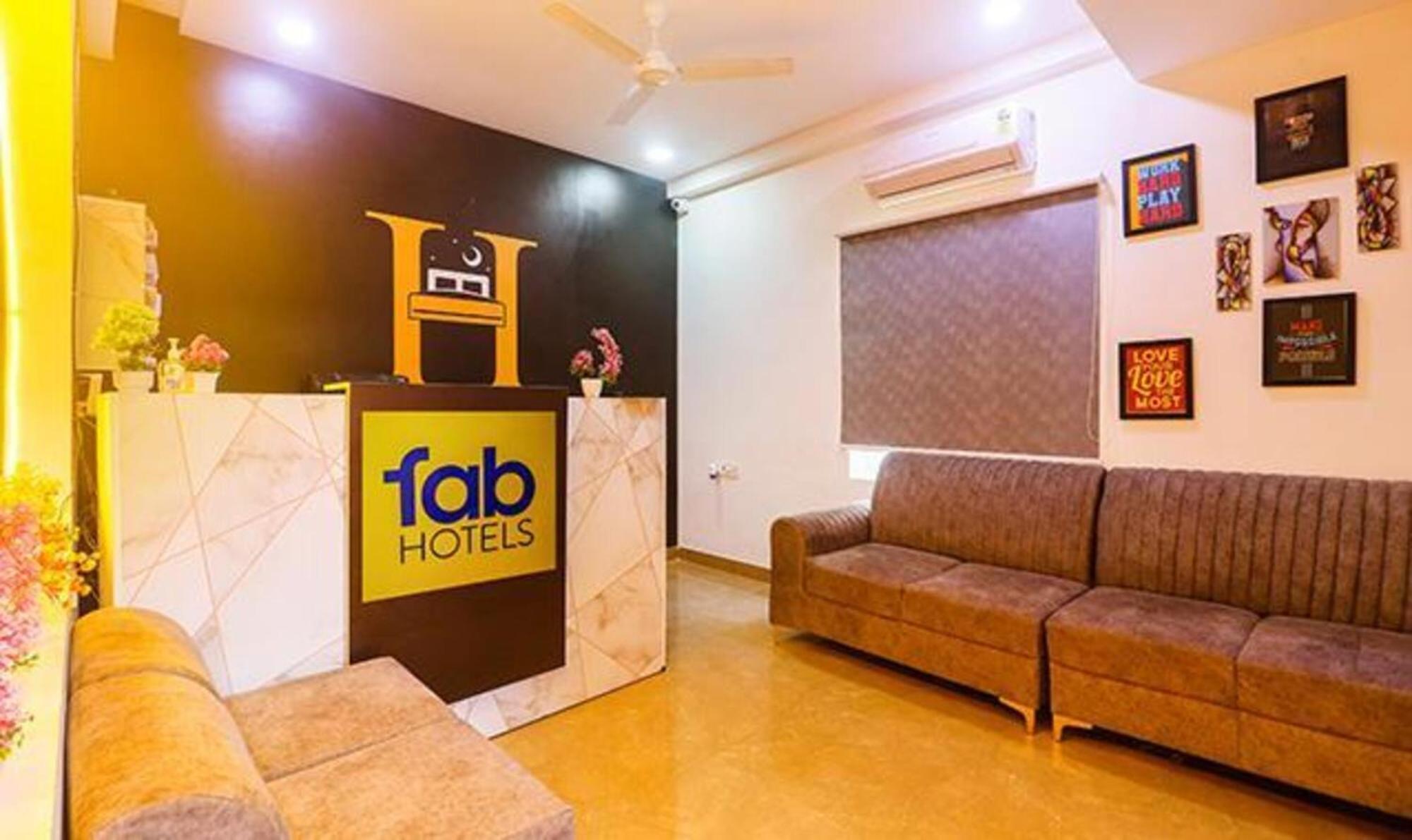 Fabexpress The Dream Elite - Nr Golconda Fort, Manikonda Hyderabad Exterior photo